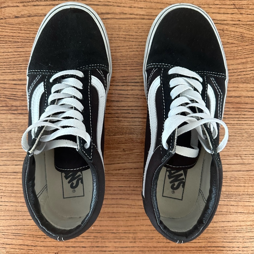 Women’s 7.5 platform Vans